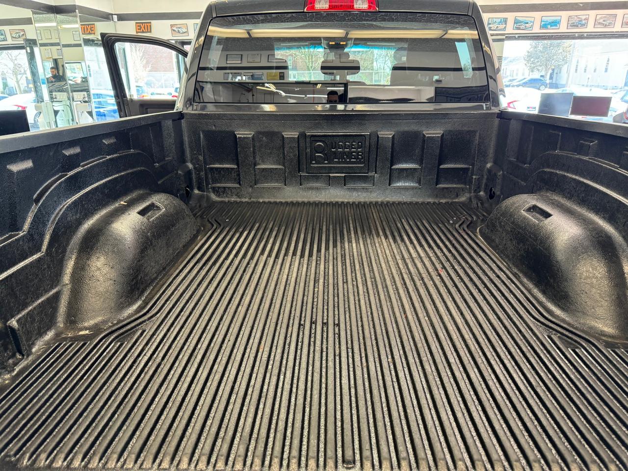 2019 RAM 1500 Classic Express 4x4 5.7L V8 HEMI Quad Cab 6'4" Box+Camera Photo82