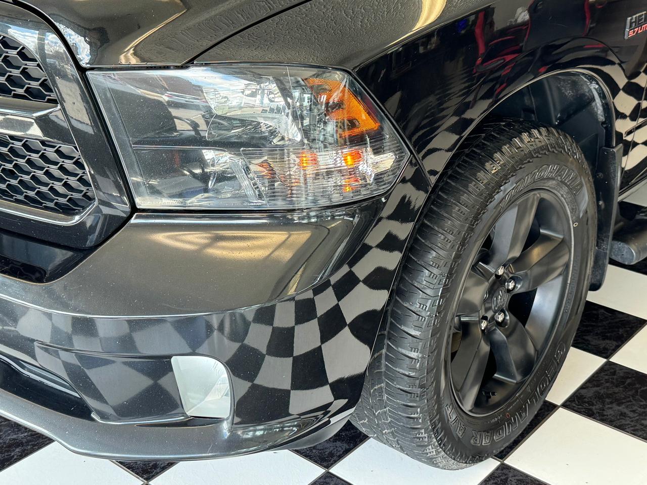 2019 RAM 1500 Classic Express 4x4 5.7L V8 HEMI Quad Cab 6'4" Box+Camera - Photo #35
