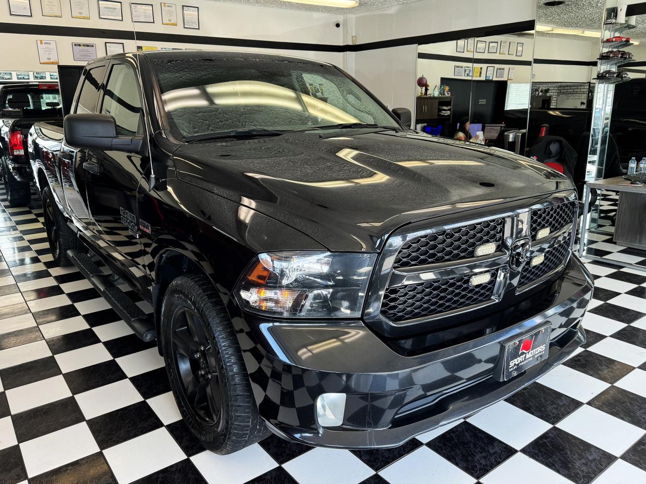 2019 RAM 1500 Classic Express 4x4 5.7L V8 HEMI Quad Cab 6'4" Box+Camera Photo63