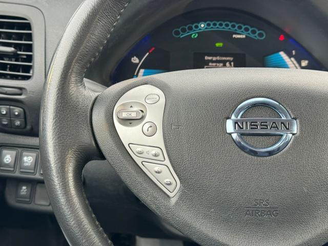 2016 Nissan Leaf SV / CLEAN CARFAX / NAV / HTD STEERING / ALLOYS Photo14
