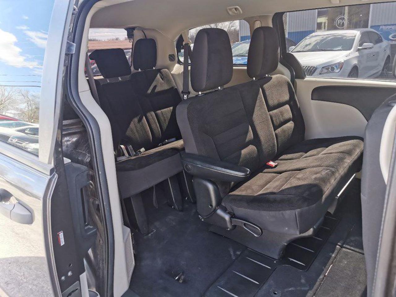 2019 Dodge Grand Caravan SE - Photo #25