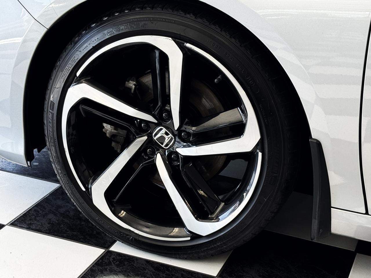 2018 Honda Accord Sport+Roof+ApplePlay+Adaptive Cruise+CLEAN CARFAX - Photo #60