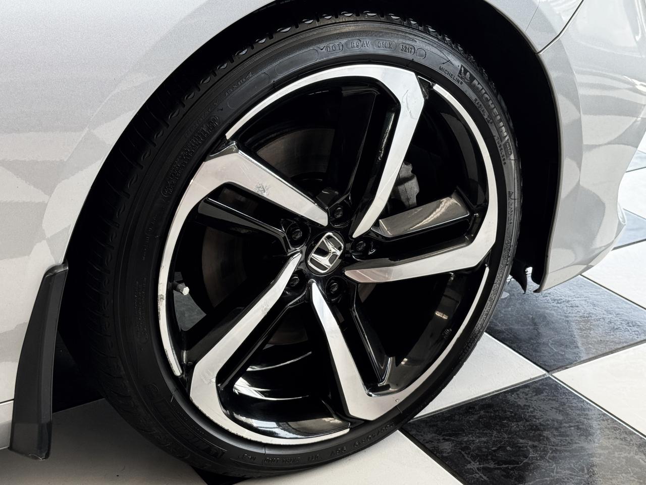 2018 Honda Accord Sport+Roof+ApplePlay+Adaptive Cruise+CLEAN CARFAX - Photo #63