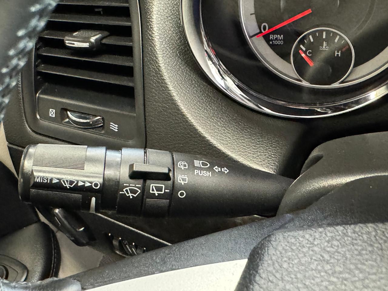 2015 Dodge Grand Caravan Crew PLUS+PWR Doors+GPS+Camera+Roof+CLEAN CARFAX - Photo #54