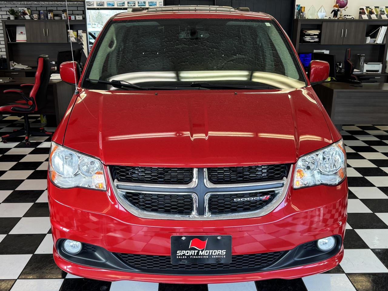 2015 Dodge Grand Caravan Crew PLUS+PWR Doors+GPS+Camera+Roof+CLEAN CARFAX Photo72