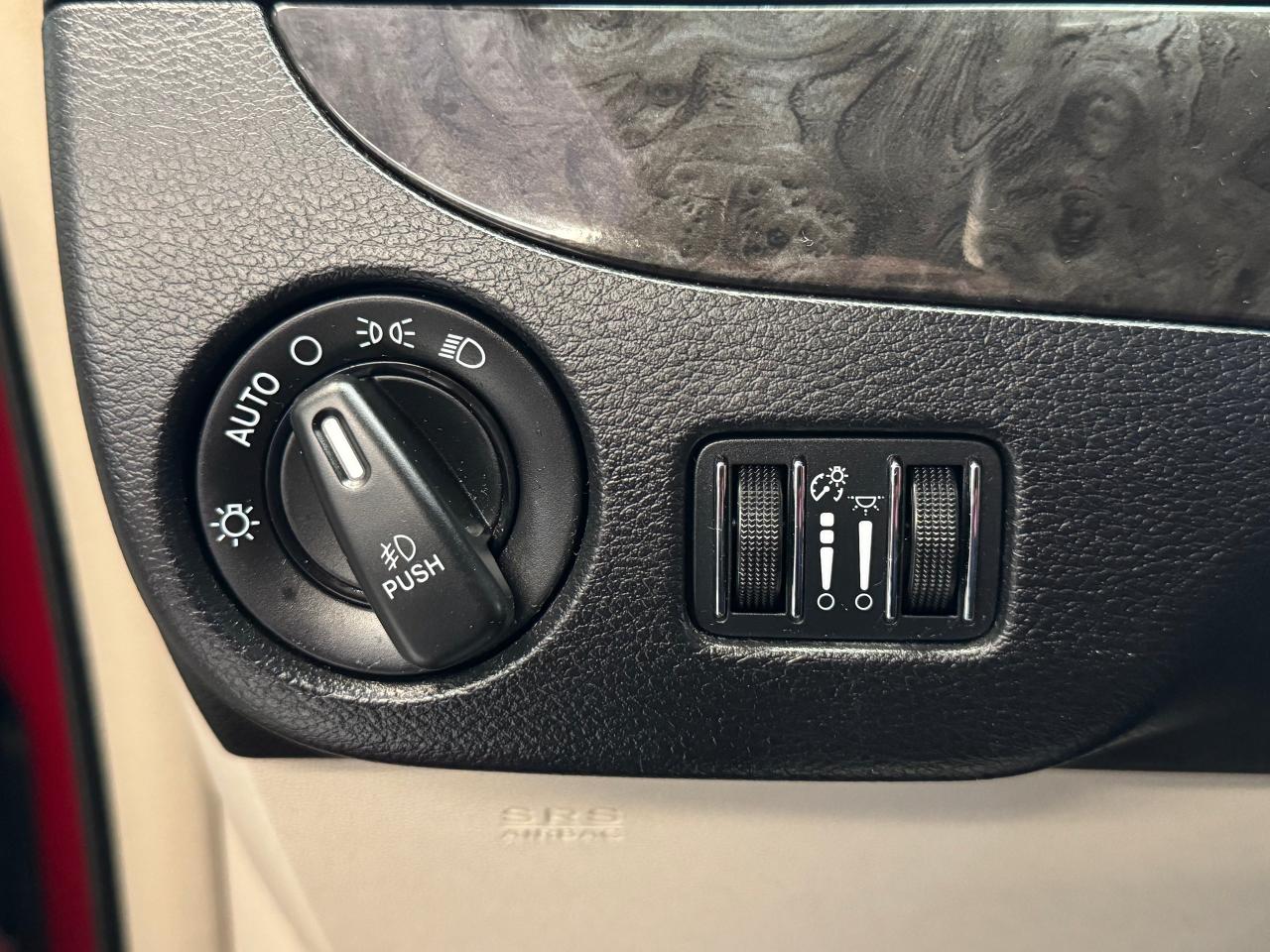 2015 Dodge Grand Caravan Crew PLUS+PWR Doors+GPS+Camera+Roof+CLEAN CARFAX - Photo #56