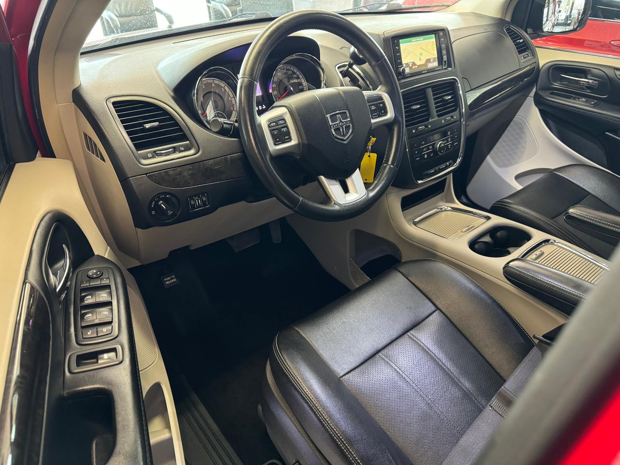 2015 Dodge Grand Caravan Crew PLUS+PWR Doors+GPS+Camera+Roof+CLEAN CARFAX Photo87