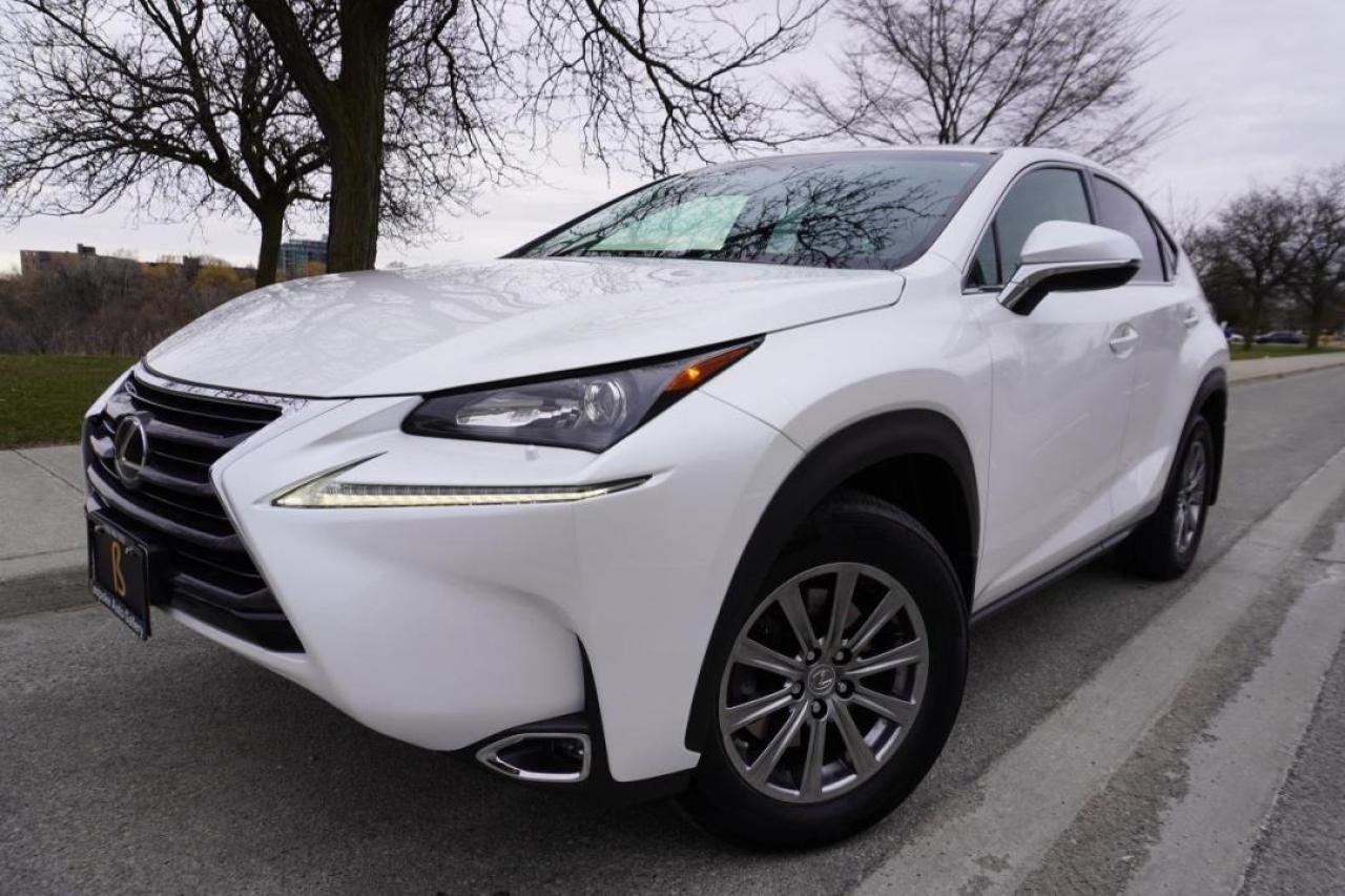 2017 Lexus NX 200t 1 OWNER / STUNNING SHAPE / LOW KM'S / CERTIFIED