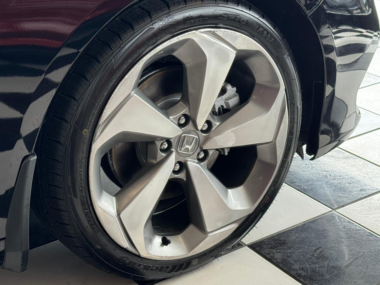 2018 Honda Accord Touring+New Tires+Cooled Leather+BSM+CLEAN CARFAX Photo61