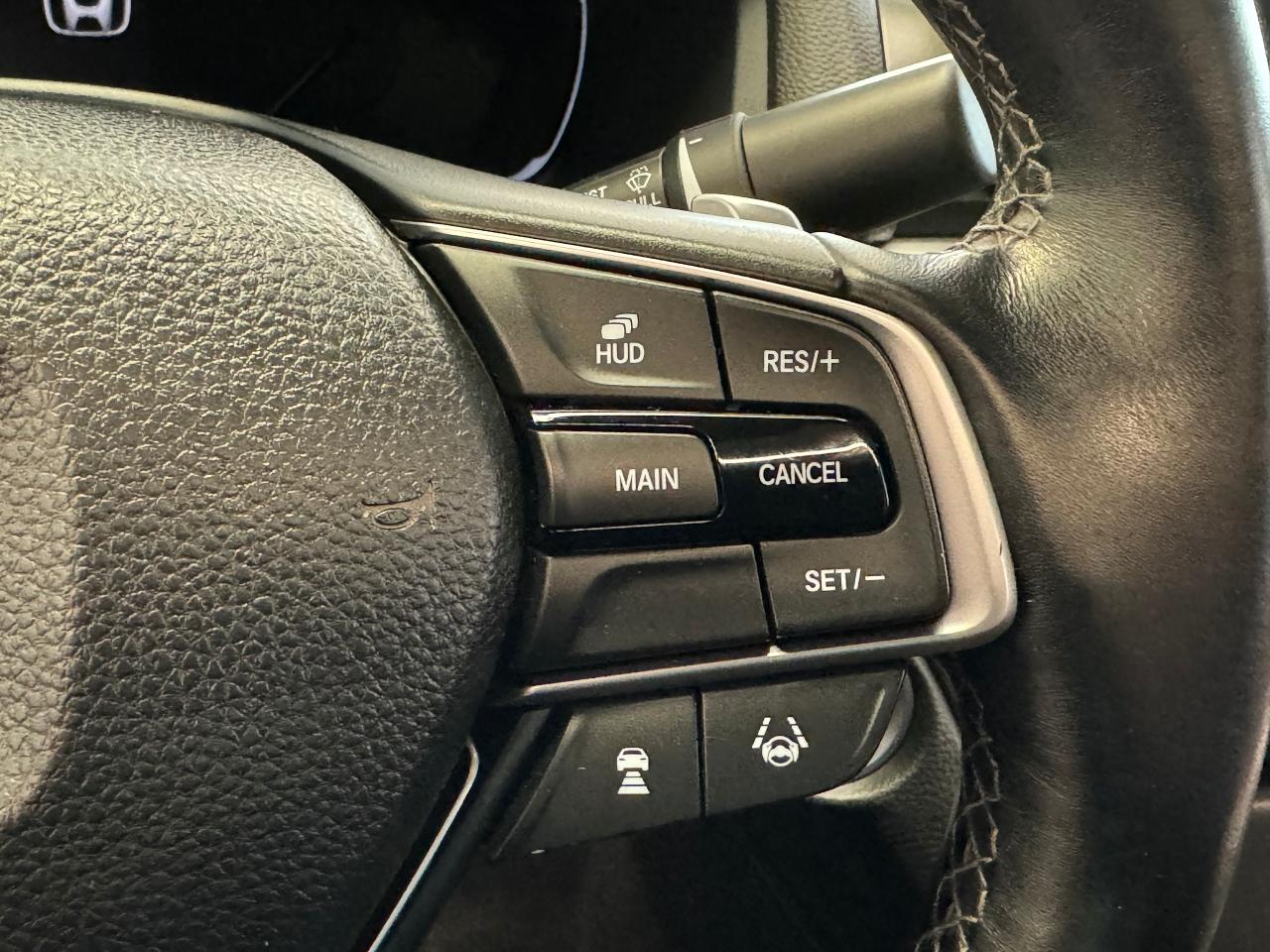 2018 Honda Accord Touring+New Tires+Cooled Leather+BSM+CLEAN CARFAX - Photo #50