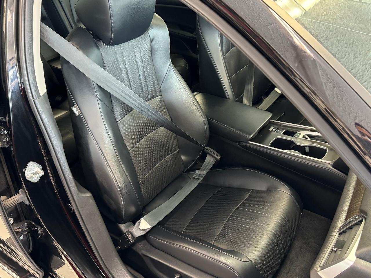 2018 Honda Accord Touring+New Tires+Cooled Leather+BSM+CLEAN CARFAX Photo93