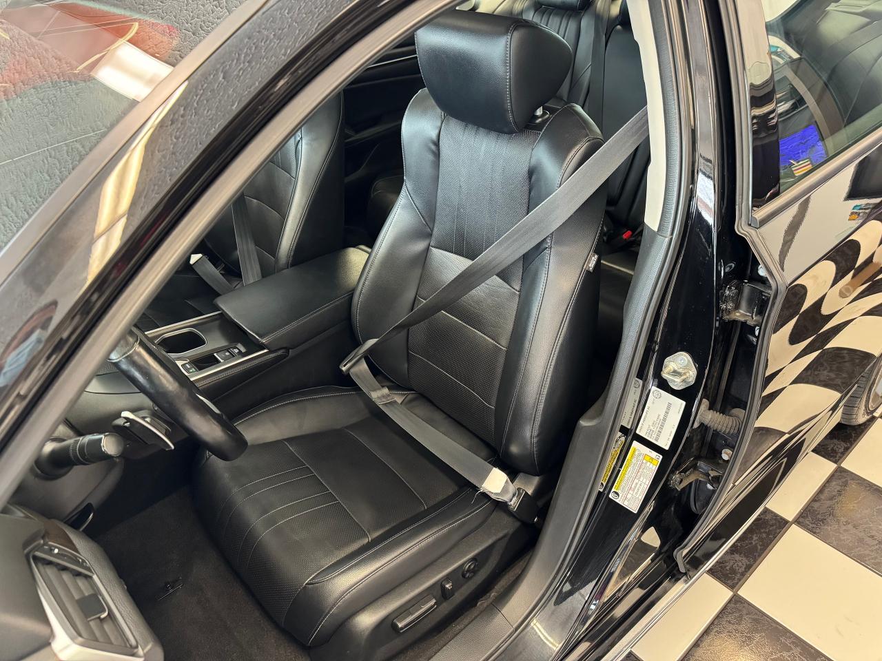 2018 Honda Accord Touring+New Tires+Cooled Leather+BSM+CLEAN CARFAX Photo90