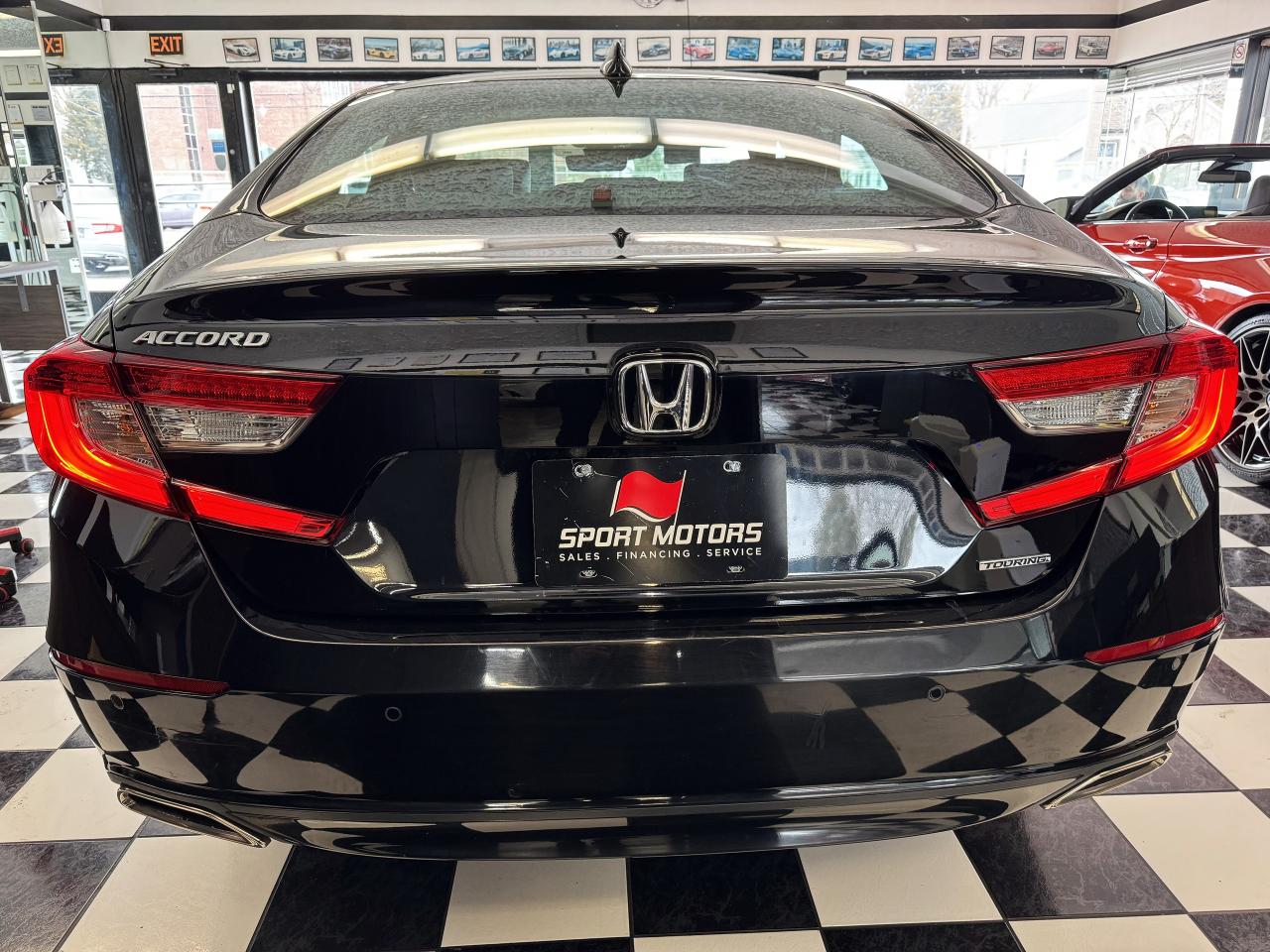 2018 Honda Accord Touring+New Tires+Cooled Leather+BSM+CLEAN CARFAX Photo3