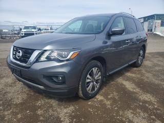 Used 2017 Nissan Pathfinder 4WD 4DR SL for sale in Thunder Bay, ON