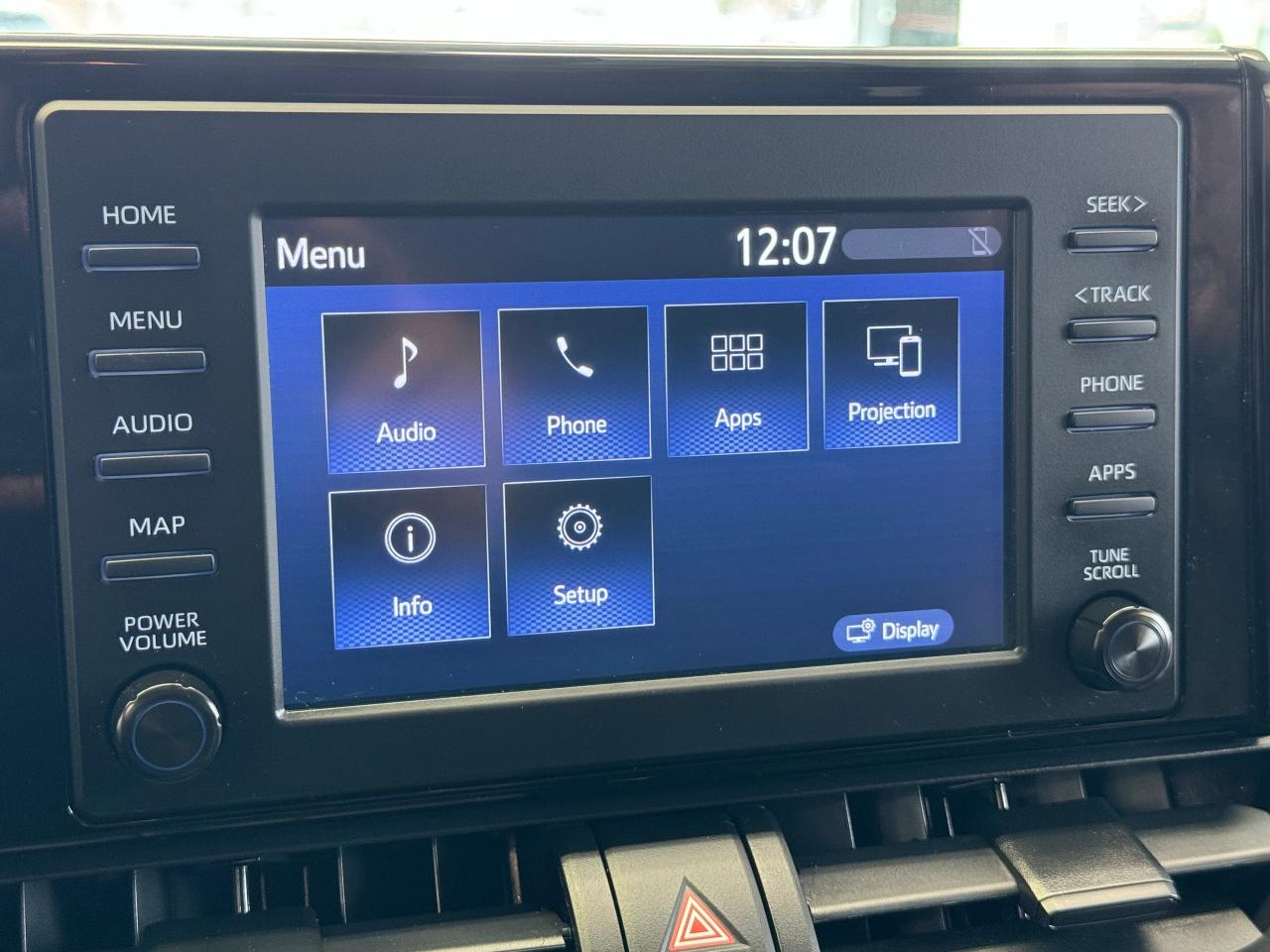 2021 Toyota RAV4 LE AWD+ApplePlay+Adaptive Cruise+CLEAN CARFAX Photo32
