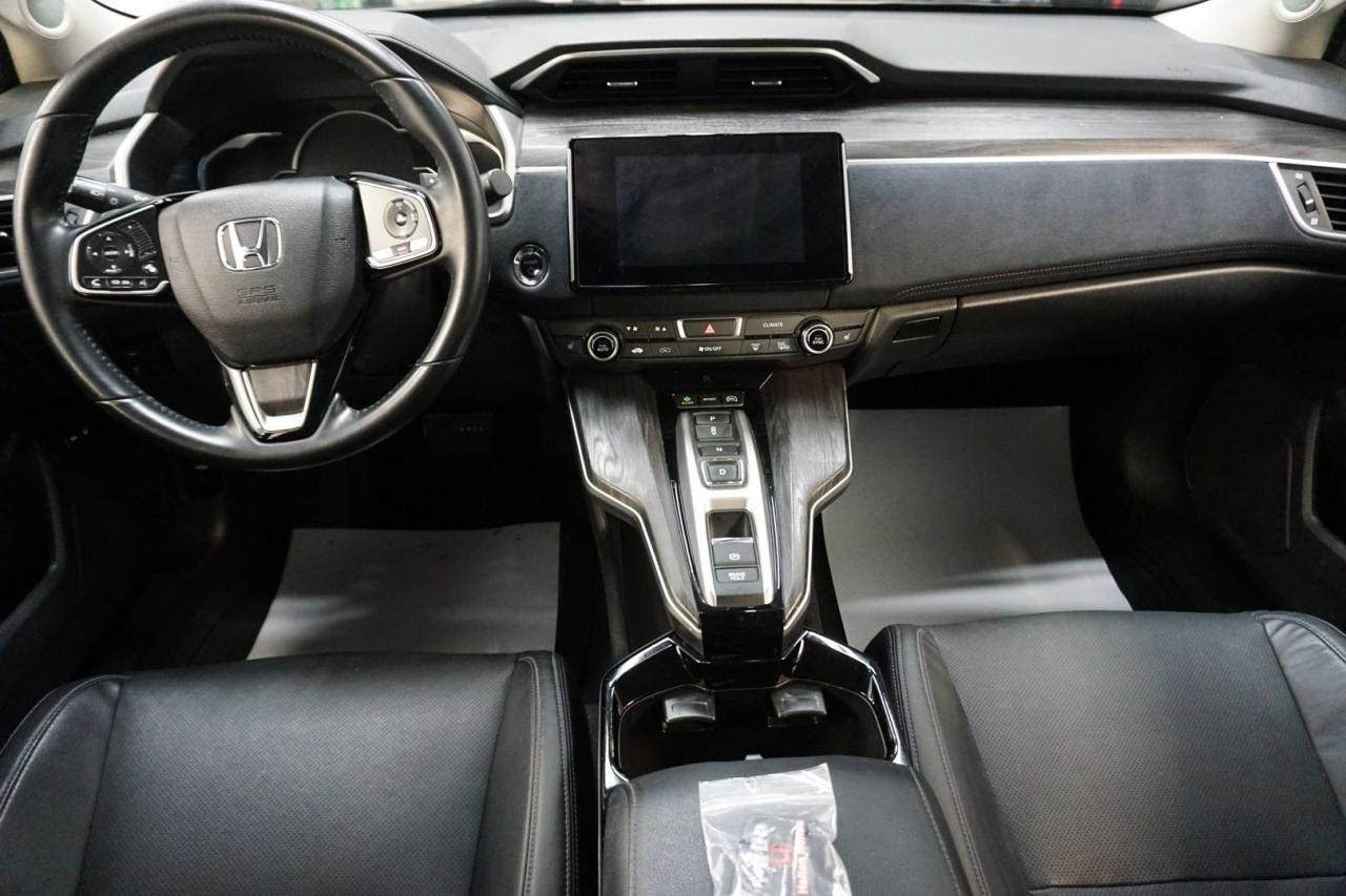 2018 Honda Clarity TOURING PLUG-IN HYBRID *ACCIDENT FREE* CERTIFIED CAMERA NAV BLUETOOTH LEATHER HEATED SEATS CRUISE ALLOYS - Photo #11