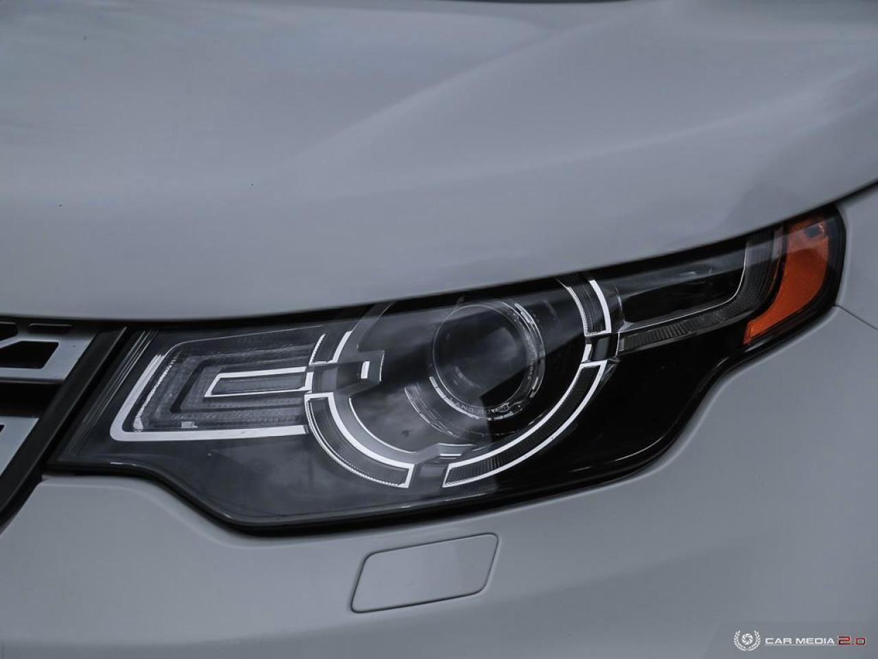 2016 Land Rover Discovery Sport AWD 4dr HSE 7 PASSENGER Photo