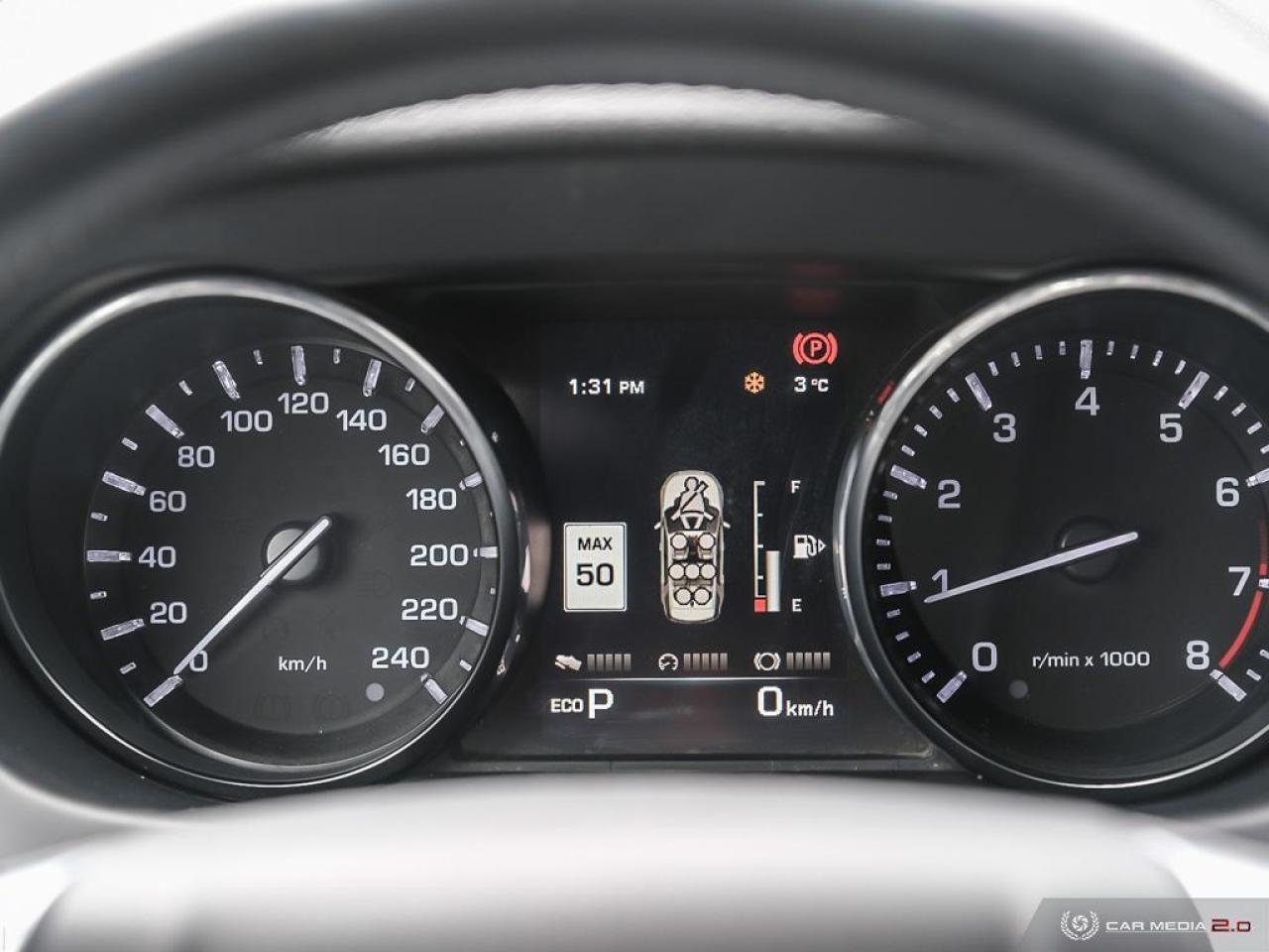 2016 Land Rover Discovery Sport AWD 4dr HSE 7 PASSENGER Photo