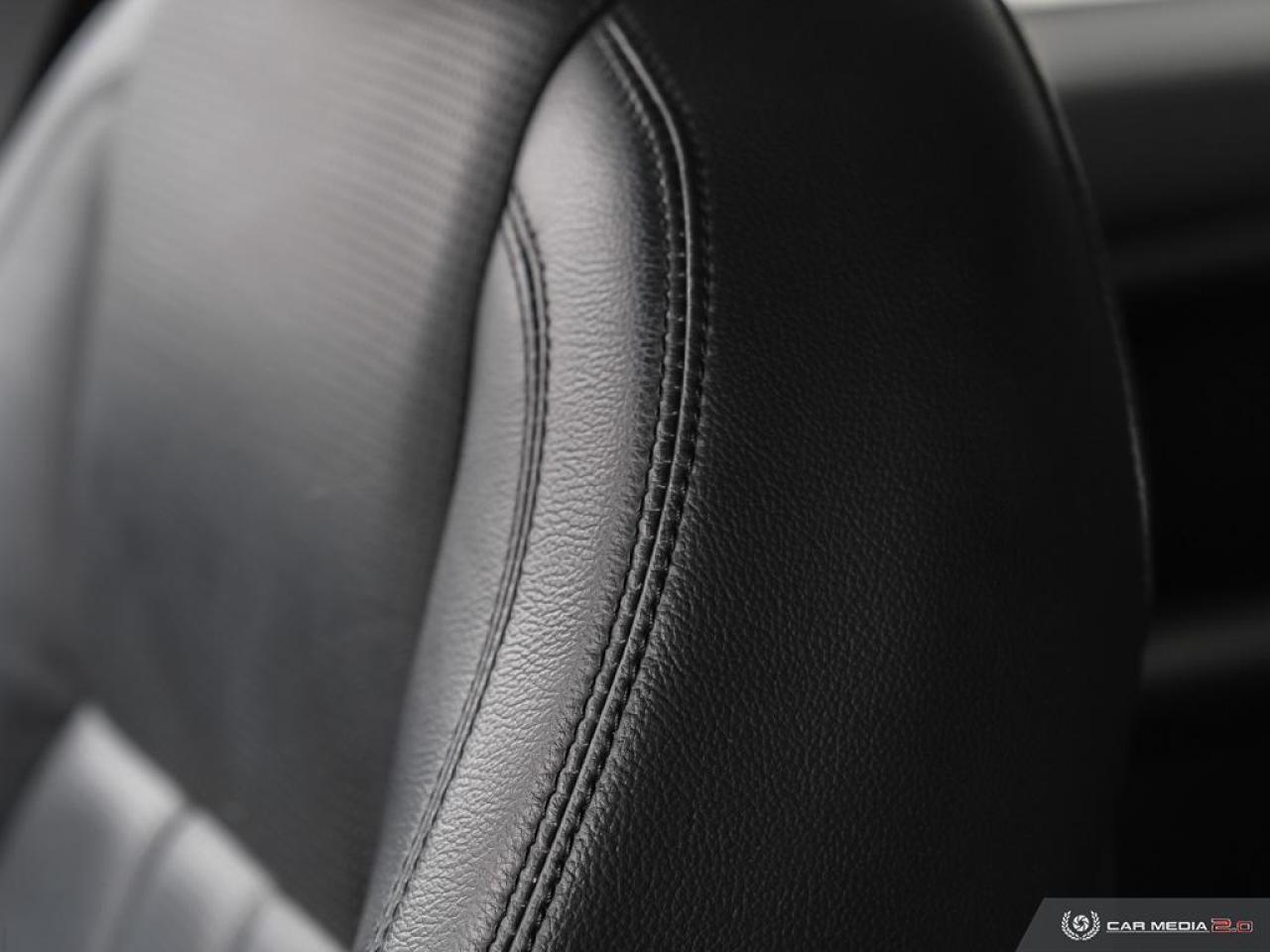 2016 Land Rover Discovery Sport AWD 4dr HSE 7 PASSENGER Photo