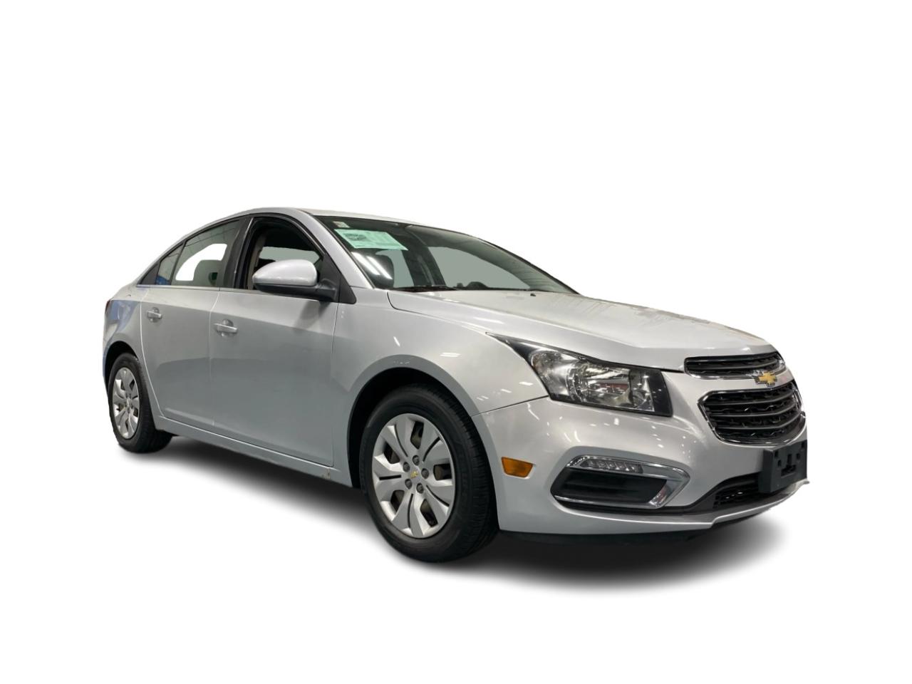 2016 Chevrolet Cruze LT Photo2