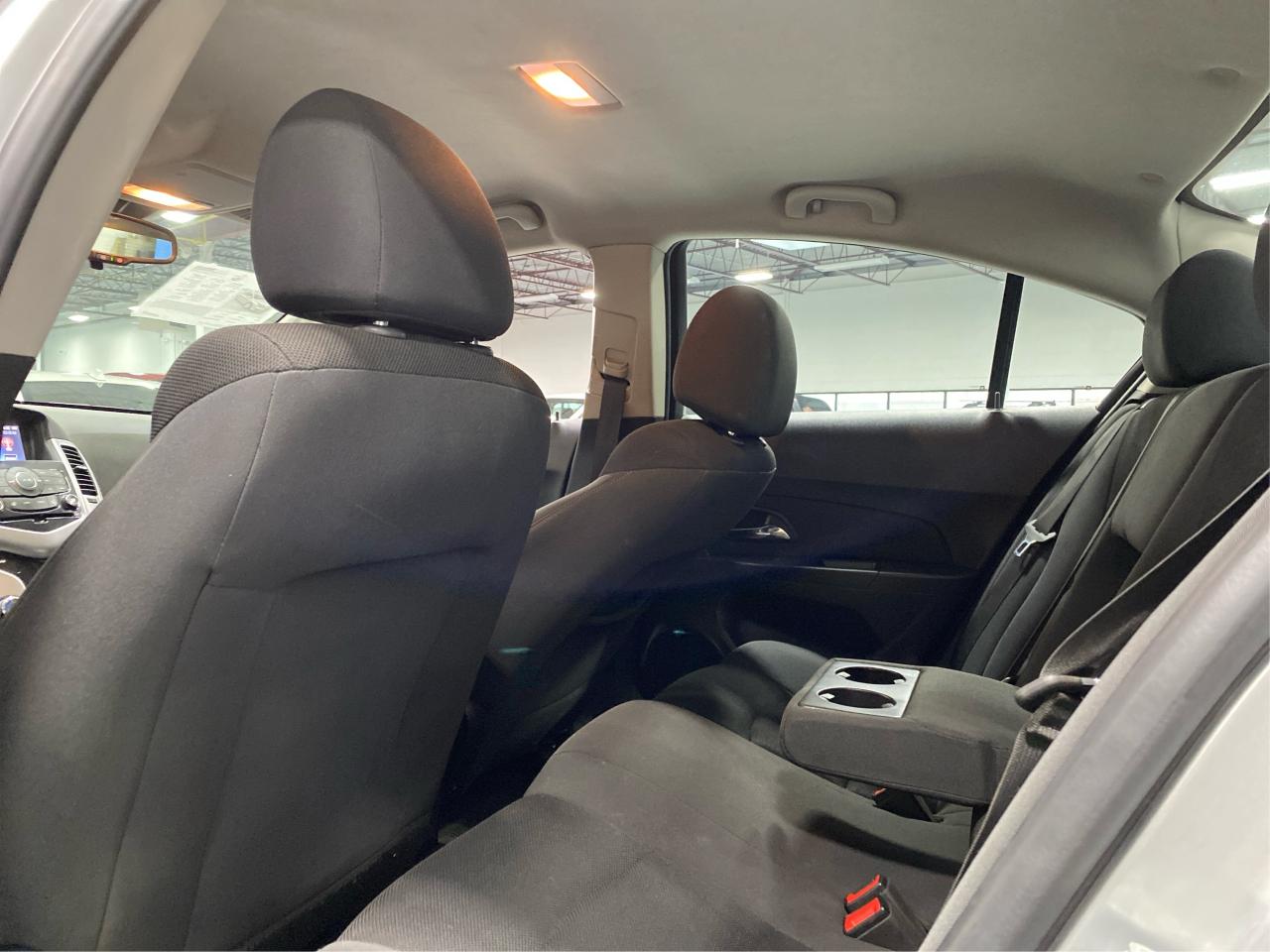 2016 Chevrolet Cruze LT Photo