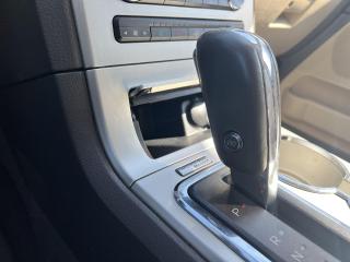 2010 Lincoln MKX AWD 4DR - Photo #17
