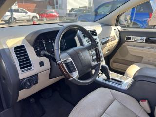 2010 Lincoln MKX AWD 4DR - Photo #22