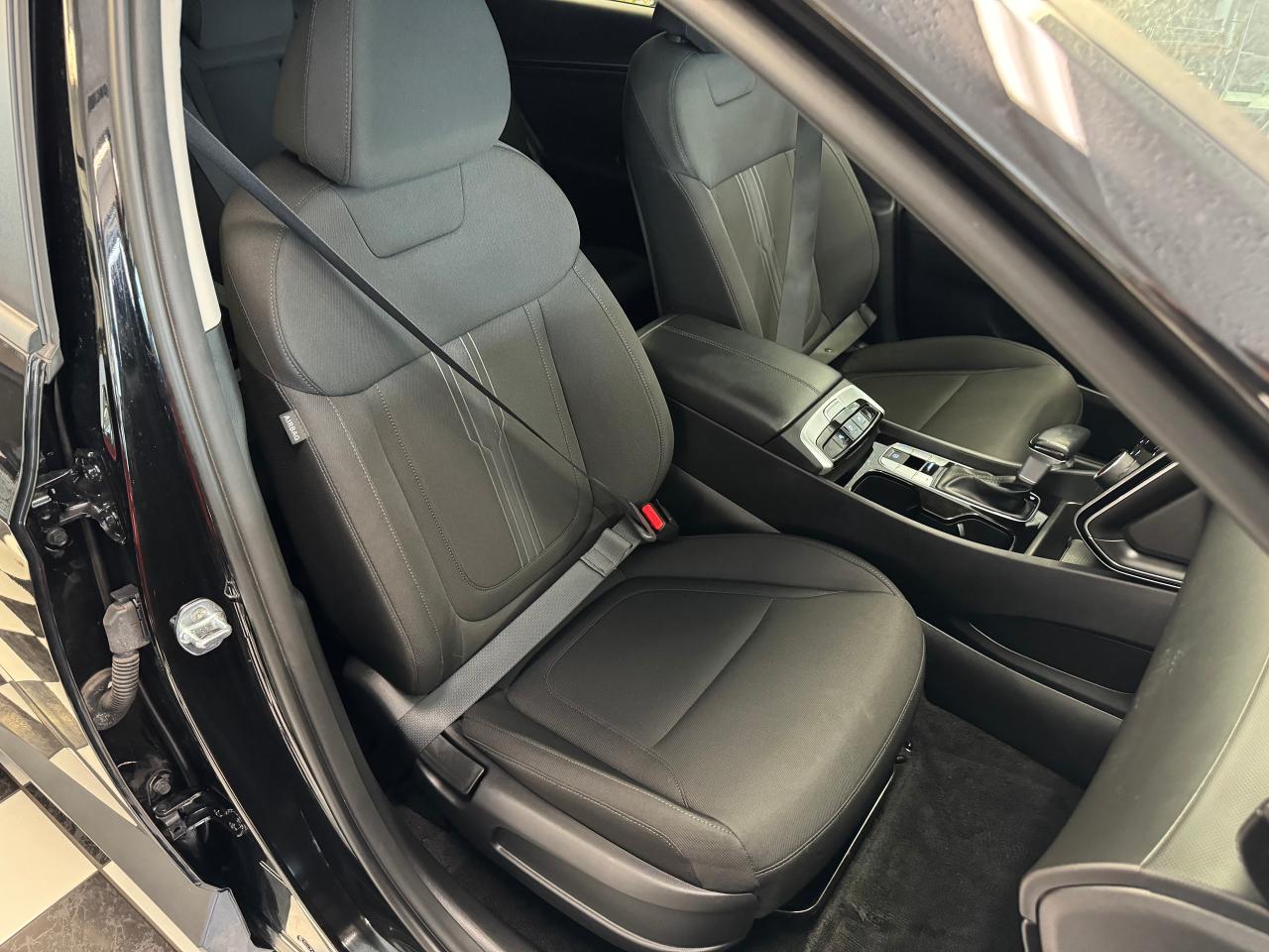 2022 Hyundai Tucson Preferred AWD+BSM+Lane Keep+New Tires+CLEAN CARFAX - Photo #24