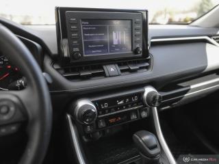 2021 Toyota RAV4 XLE - Photo #19