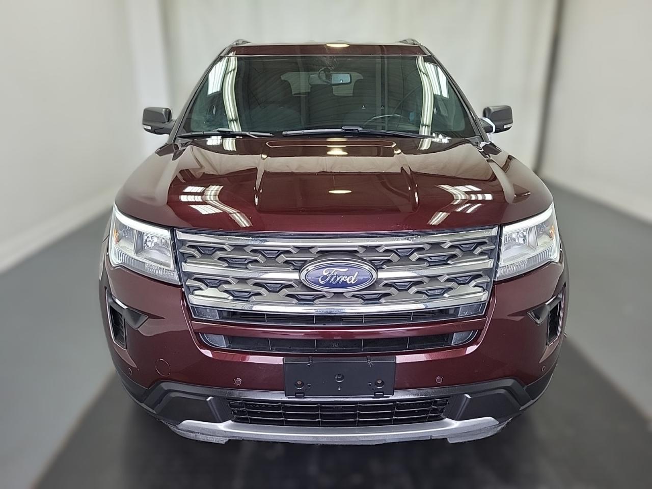 2019 Ford Explorer XLT Photo5