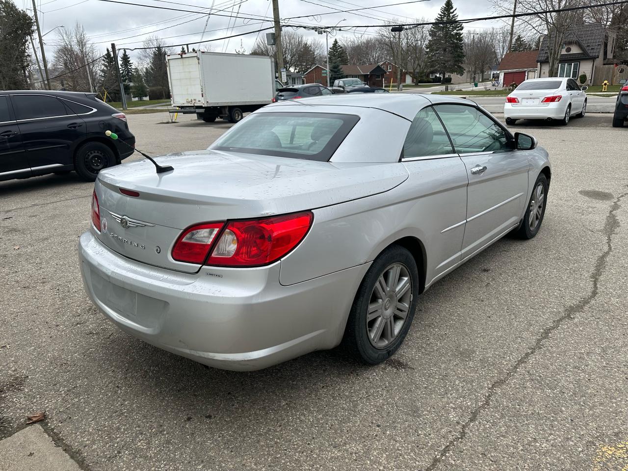 2008 Chrysler Sebring Limited  - Photo #7