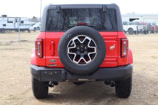 2024 Ford Bronco Outer Banks Photo