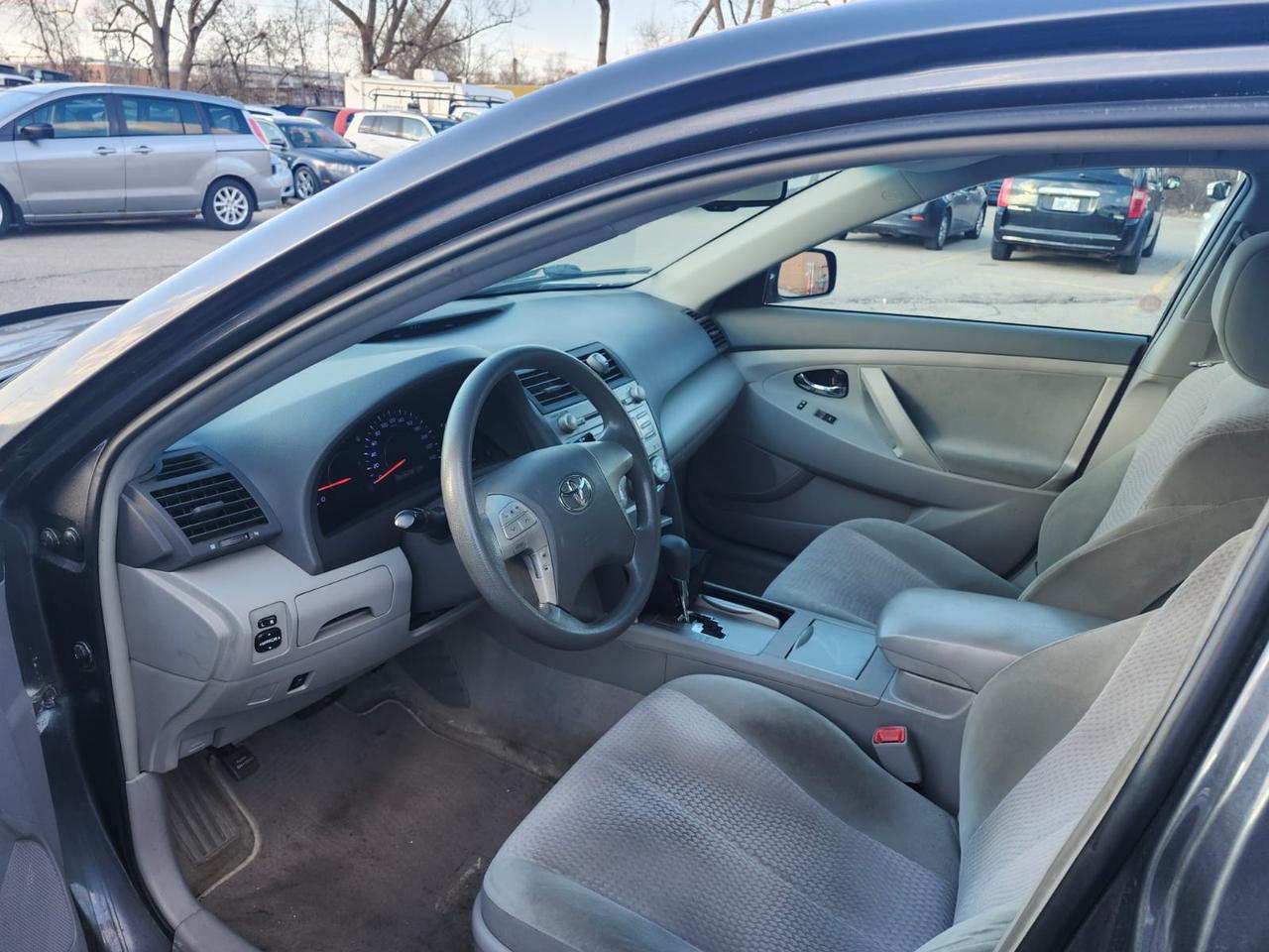 2011 Toyota Camry 4dr Sdn I4 Auto LE Photo