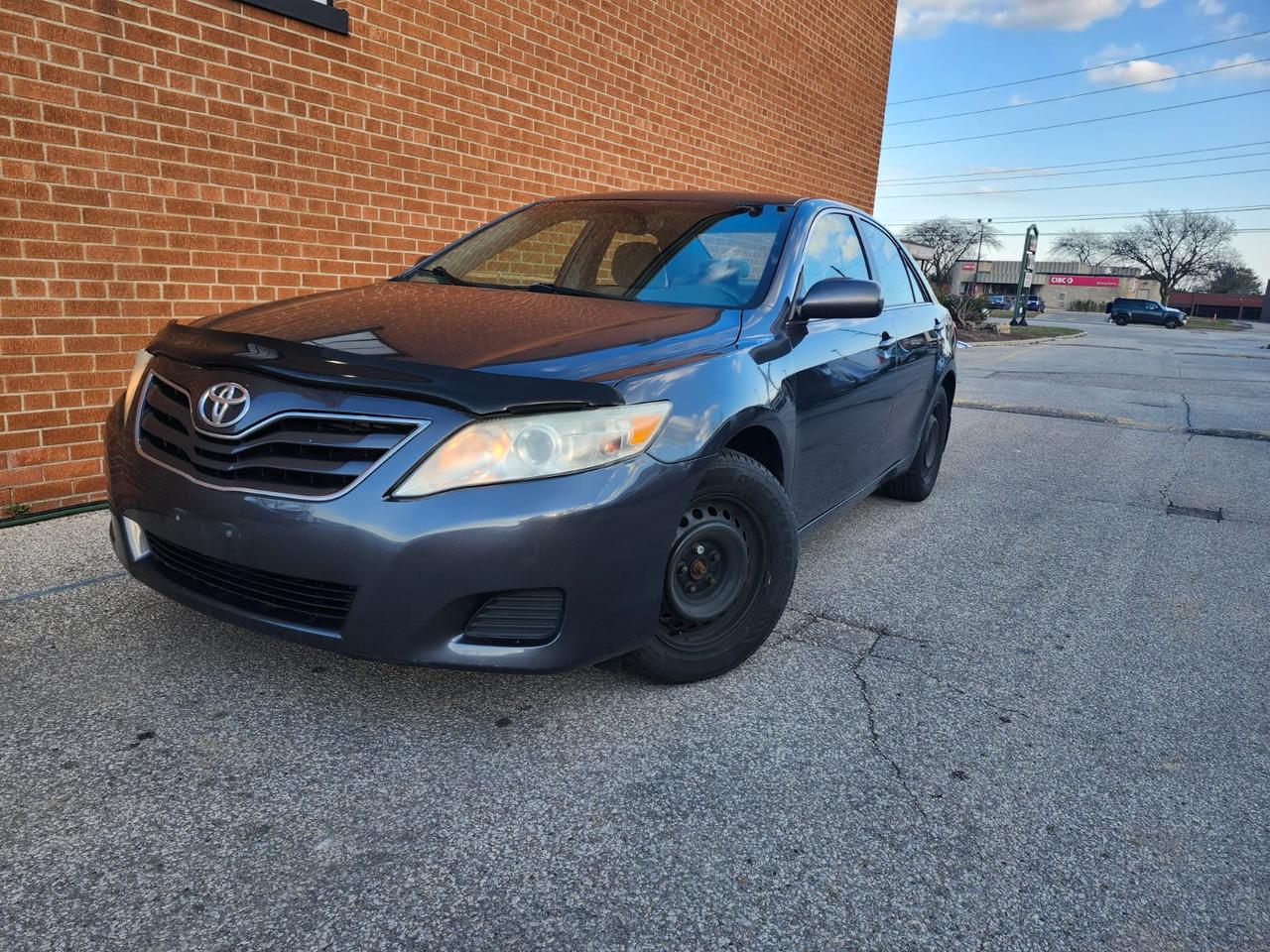 2011 Toyota Camry 4dr Sdn I4 Auto LE Photo