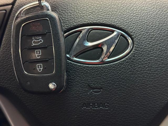 2021 Hyundai Tucson Essential+Camera+New Tires & Alloys+CLEAN CARFAX Photo16