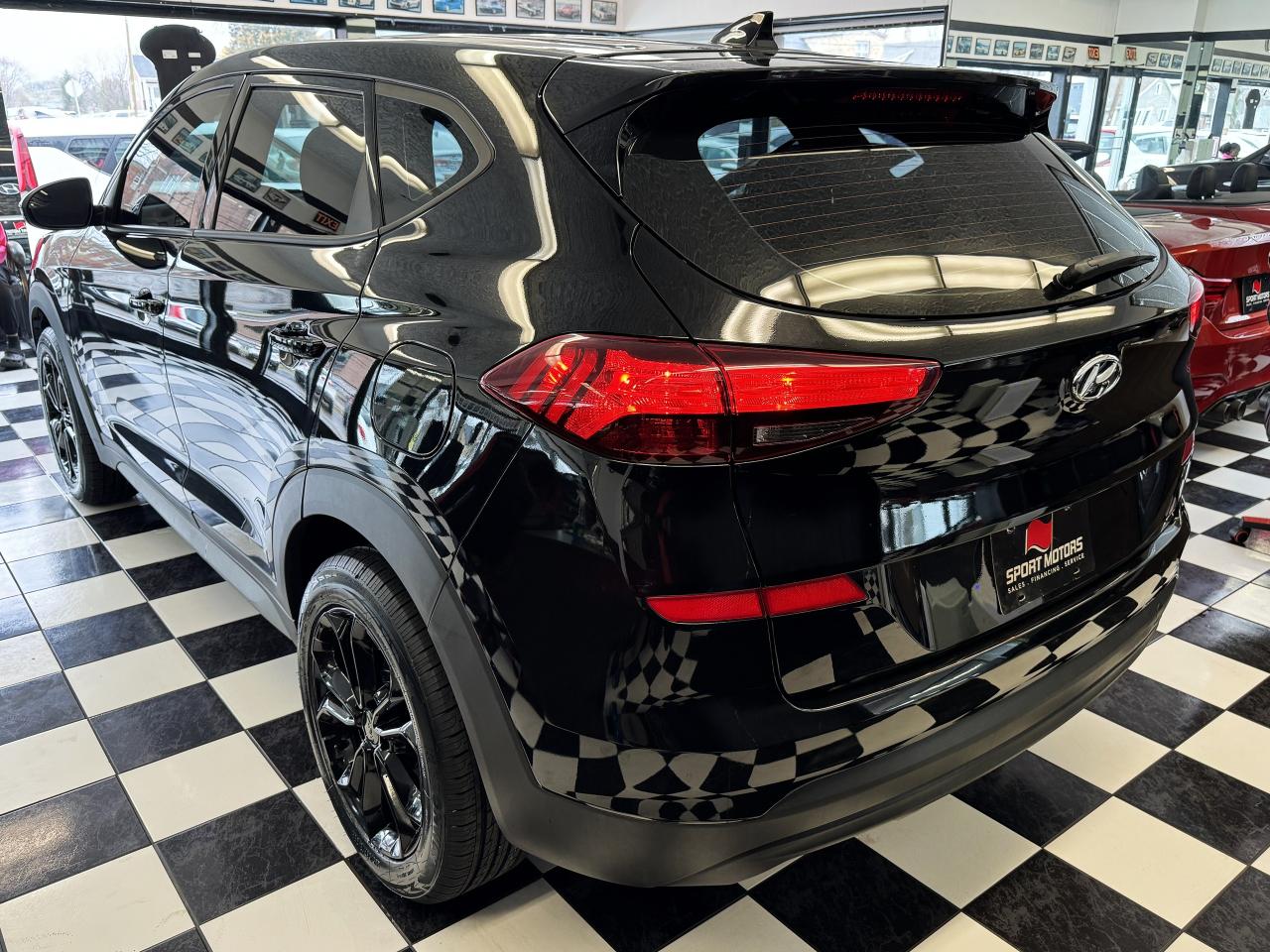 2021 Hyundai Tucson Essential+Camera+New Tires & Alloys+CLEAN CARFAX Photo64