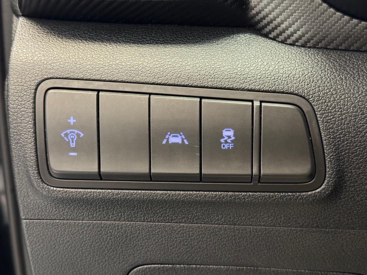 2021 Hyundai Tucson Essential+Camera+New Tires & Alloys+CLEAN CARFAX - Photo #47