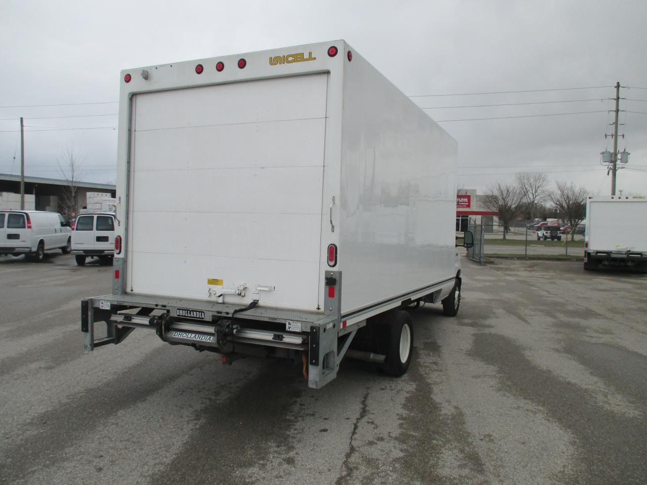 2022 Ford E450 E-450 DRW 176" WB POWER TAILGATE LOADER - Photo #5
