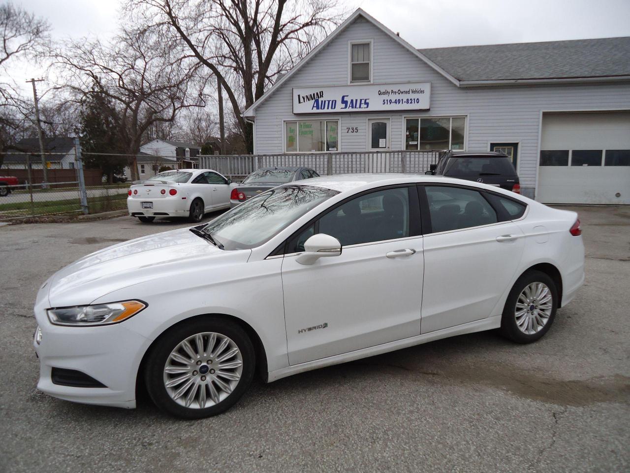 Used 2016 Ford Fusion 4DR SDN SE HYBRID FWD for sale in Sarnia, ON