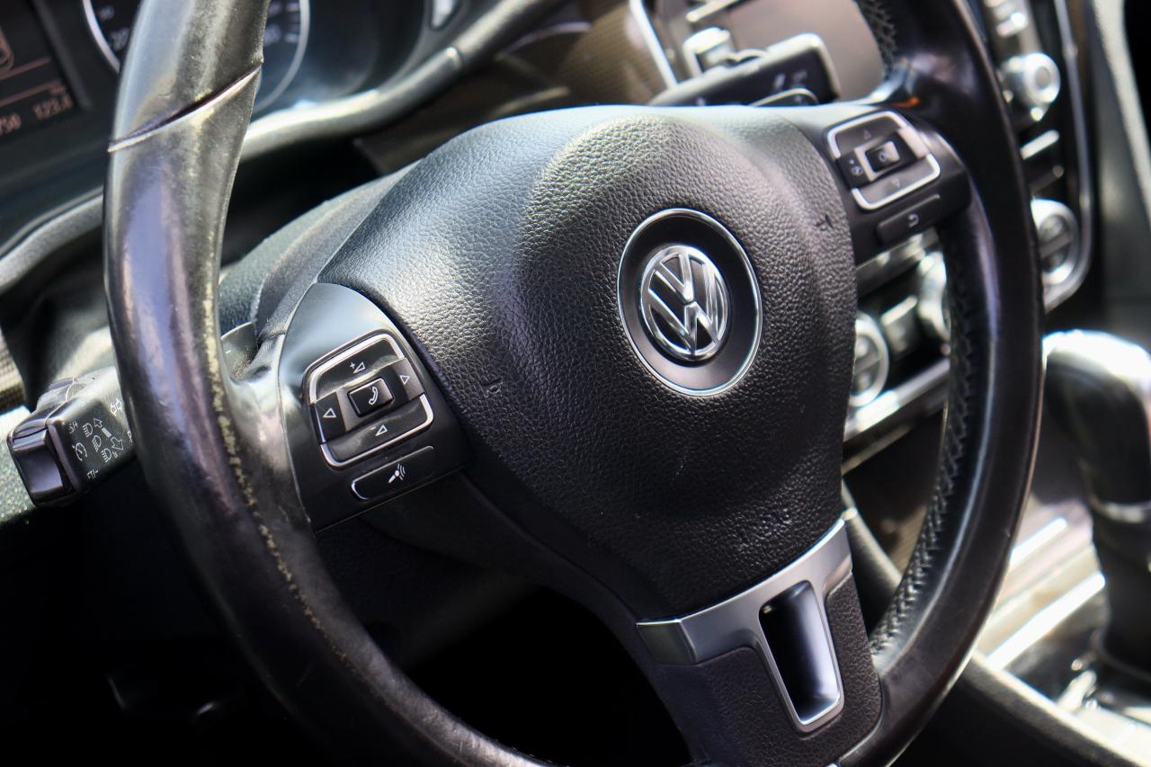 2013 Volkswagen Passat TDi | Auto | Leather | Roof | Nav | Alloys | Tints Photo16