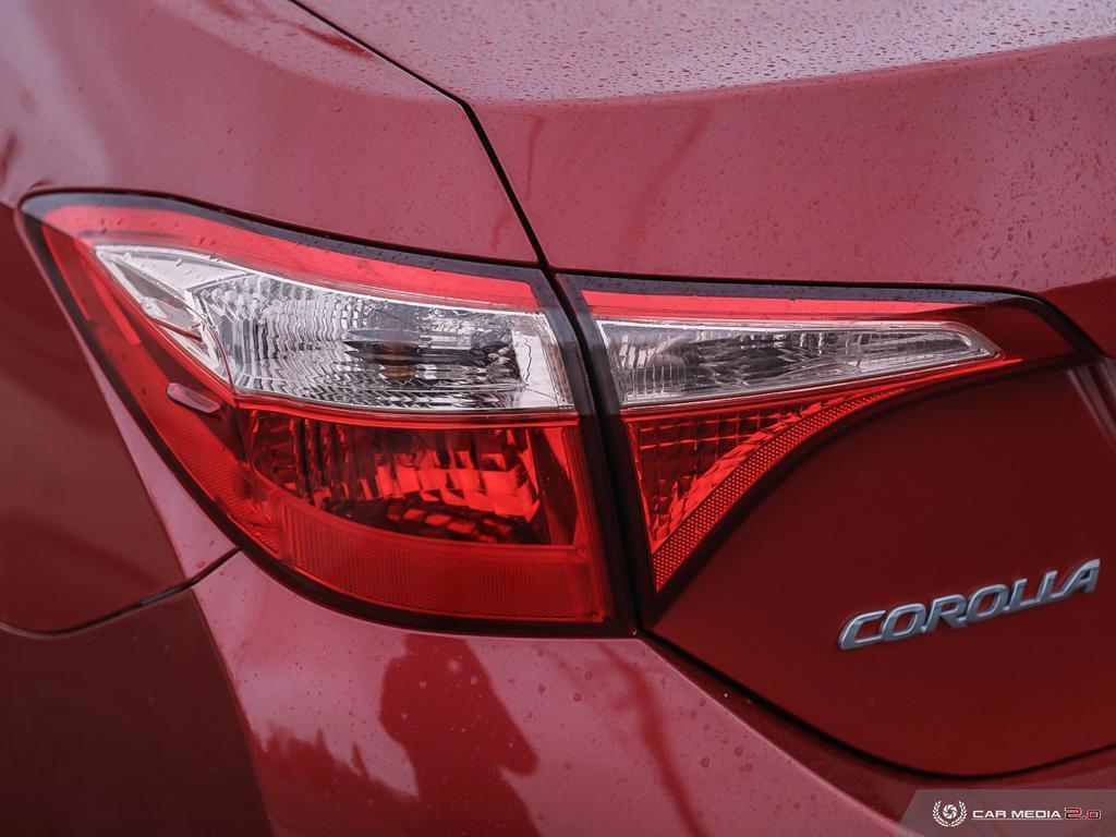 2019 Toyota Corolla LE - Photo #11