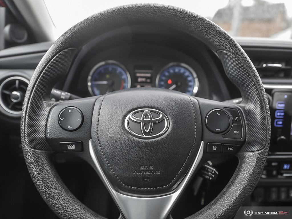 2019 Toyota Corolla LE - Photo #13