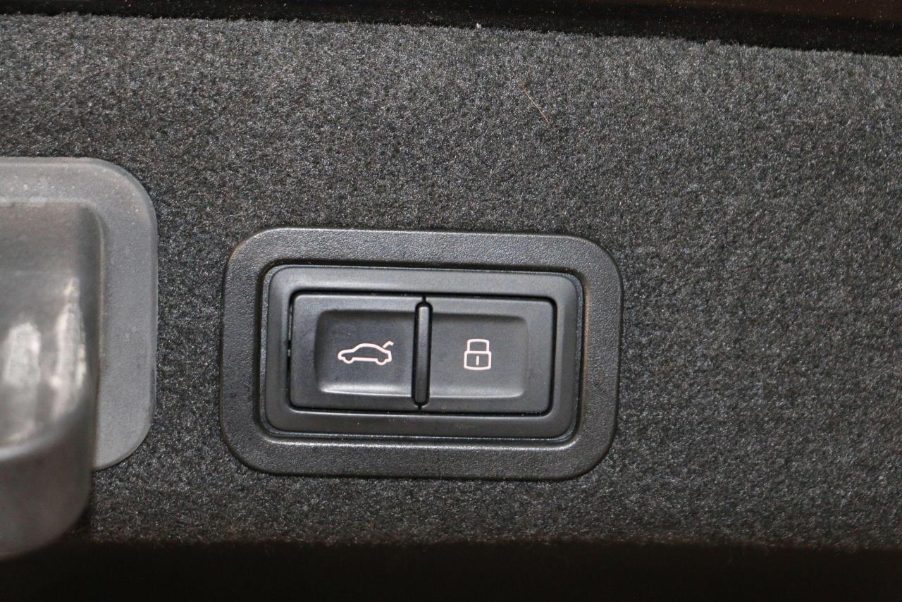 2016 Audi A6 TECHNIK - BLINDSPOT|LANEKEEP|SUNROOF|360CAM|NAVI - Photo #24