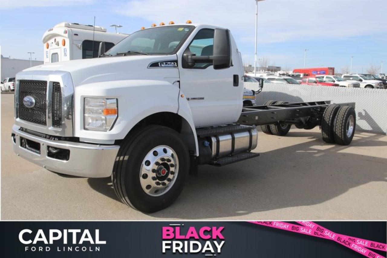 New 2025 Ford Super Duty F-750 Straight Frame for sale in Regina, SK