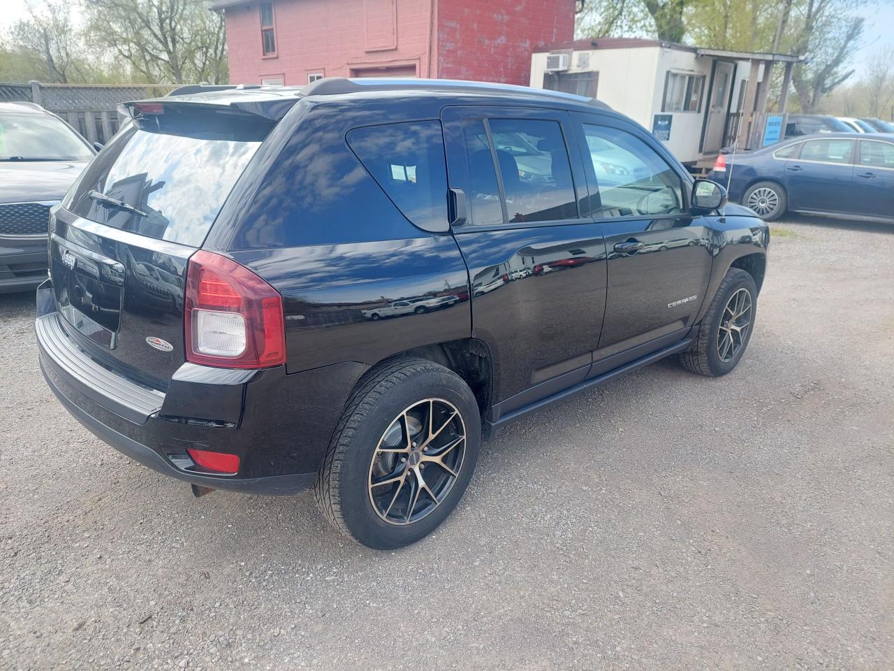 2015 Jeep Compass 4WD 4DR NORTH - Photo #6