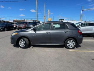 2010 Toyota Matrix 5DR HATCHBACK Auto LOW KM SAFETY INCLUDED - Photo #3
