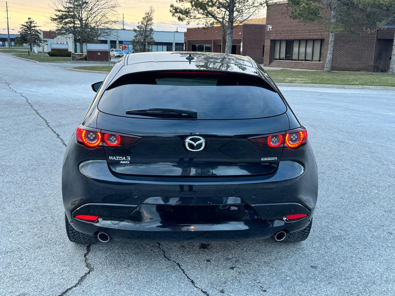 2020 Mazda MAZDA3 GT - Photo #5