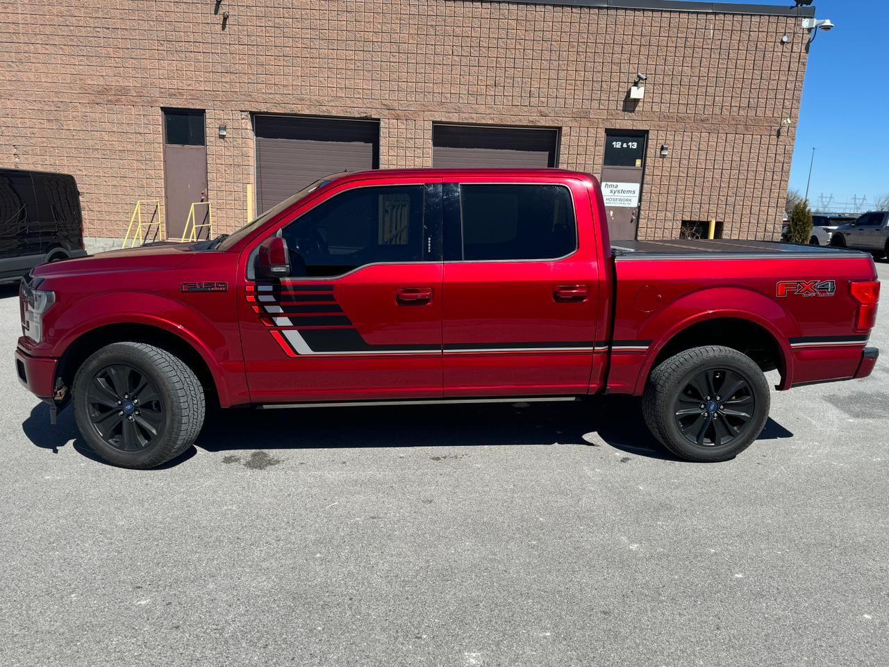 2019 Ford F-150 Lariat Photo4
