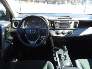 2014 Toyota RAV4 LE/ NO ACCIDENT/ RUNS PERFECT/ WELL MAINTAINED /AC - Photo #13