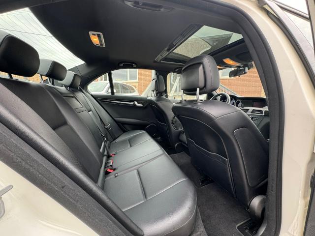 2012 Mercedes-Benz C-Class C 250 4MATIC / HTD LEATHER SEATS / SUNROOF Photo10